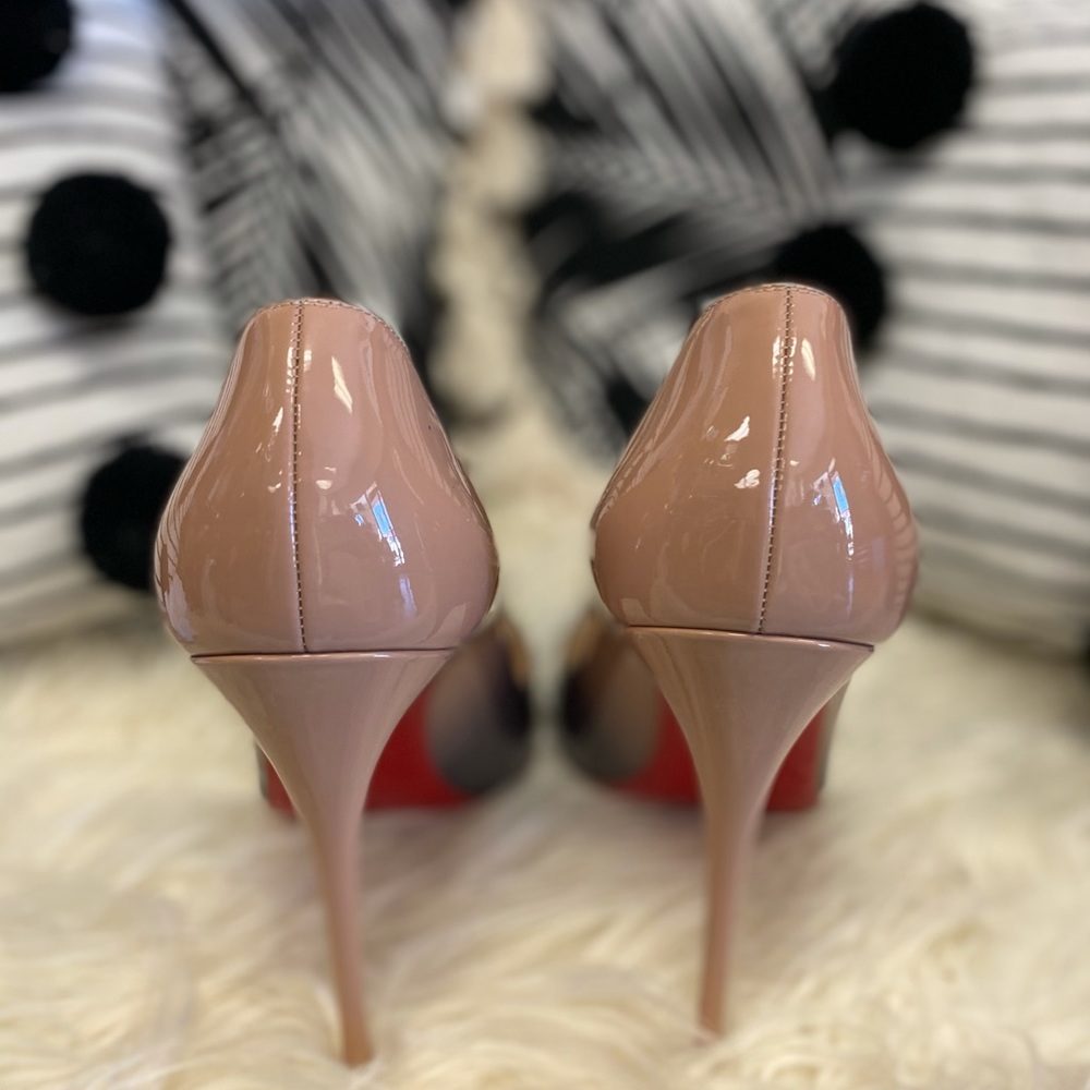 CHRISTIAN LOUBOUTIN Heels
